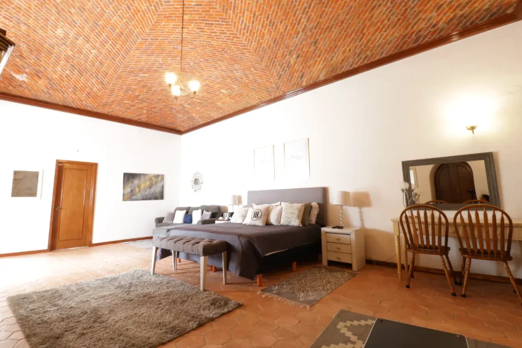 Habitaciones. Jr. Suite Naranjos Hotel Hacienda Lagunillas, Hotel en Huimilpan, Querétaro.